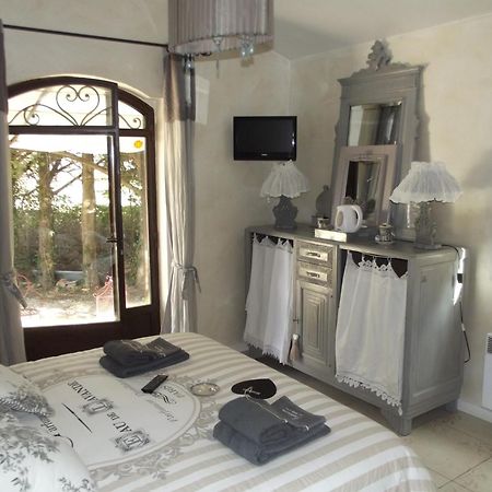 Le Moulin De Sonnailles Acomodação com café da manhã Cabriès Quarto foto
